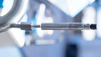 Compact thermometers
